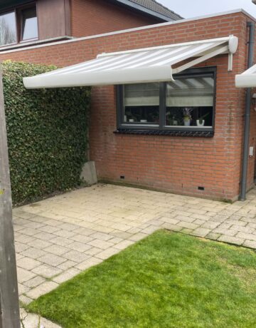 Knikarmscherm Fam. Hendriks